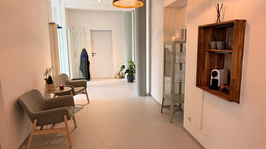 Der Wartebereich bei SUNNIVA